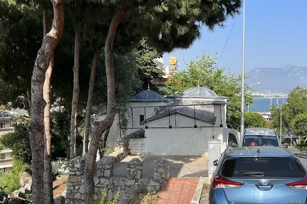 Sitti Zeynep Türbesi - Resim 17