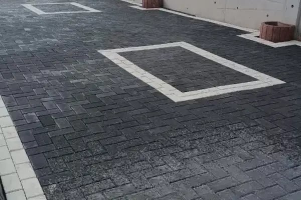 Mutlu inşaat kilit taşı - Resim 2