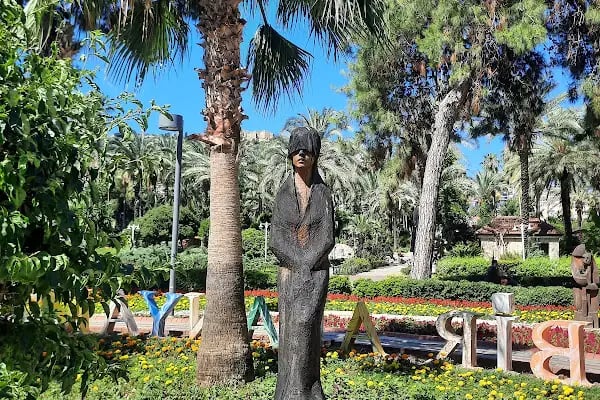 Alanya Belediyesi Kedi Parkı - Resim 8