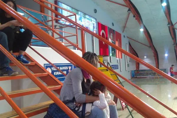Karşıyaka Belediyesi Yüzme Havuzu - Resim 9