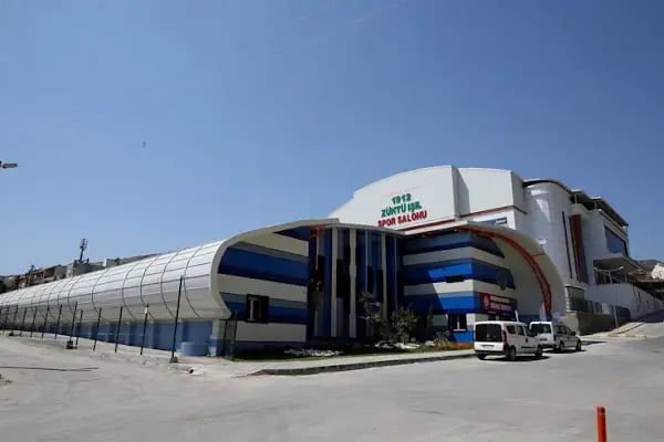Karşıyaka Belediyesi Yüzme Havuzu - Resim 10