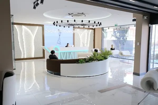 Vialife Clinic | Poliklinik | Saç Ekimi | İp Askı | Dolgu | PRP | Diş Kliniği - Resim 15