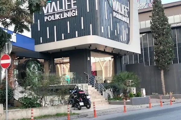 Vialife Clinic | Poliklinik | Saç Ekimi | İp Askı | Dolgu | PRP | Diş Kliniği - Resim 14