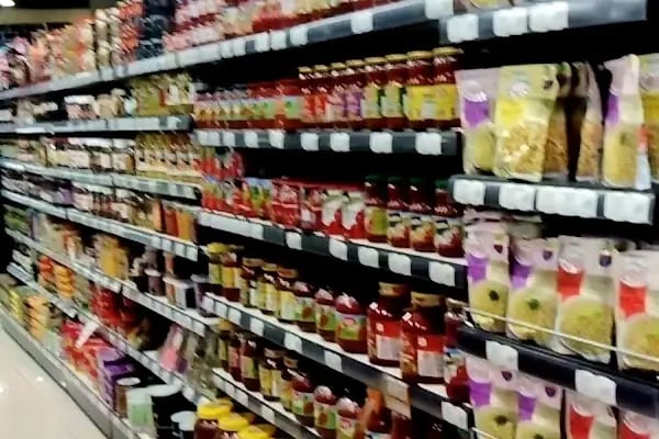 VARLIKLI MARKET TOPTAN&amp;PERAKENDE - Resim 6