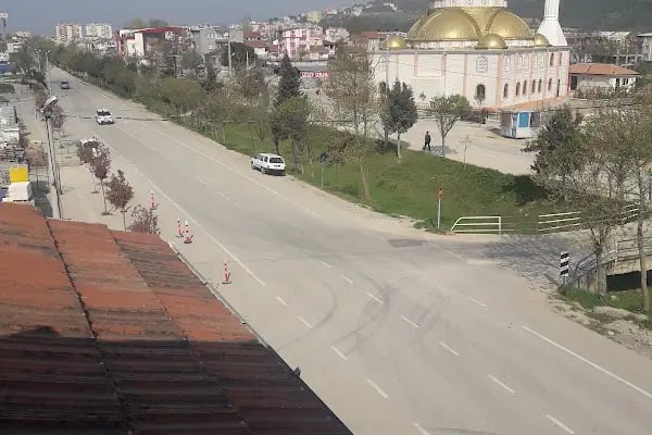 Gemlik Otobüs Garajı - Resim 14