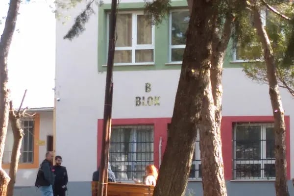 Ömer Seyfettin Mesleki ve Teknik Anadolu Lisesi - Resim 9