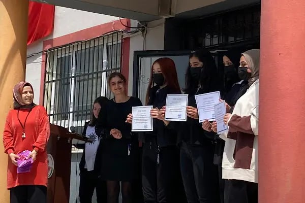 Ömer Seyfettin Mesleki ve Teknik Anadolu Lisesi - Resim 8