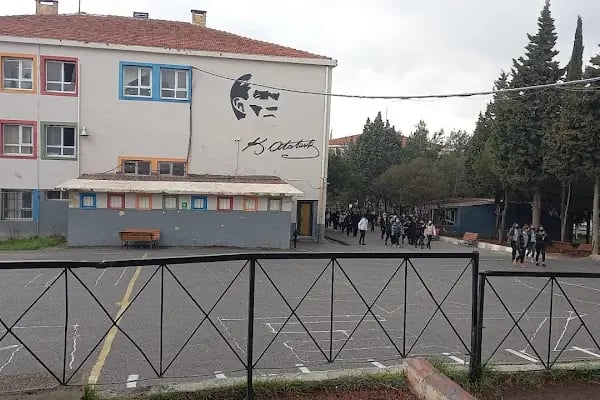 Ömer Seyfettin Mesleki ve Teknik Anadolu Lisesi - Resim 3