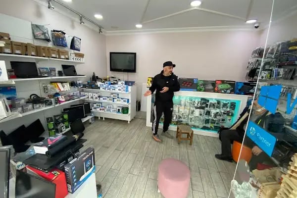 Şafak Bilgisayar Teknoloji Market - Resim 3