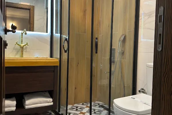 BELLSTONE HOTEL - Resim 3