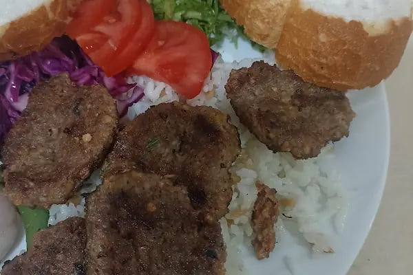 Ali Ustanın Yeri köfte piyaz - Resim 2
