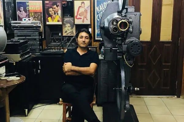 Sabri şenevi sinema evi - Resim 11
