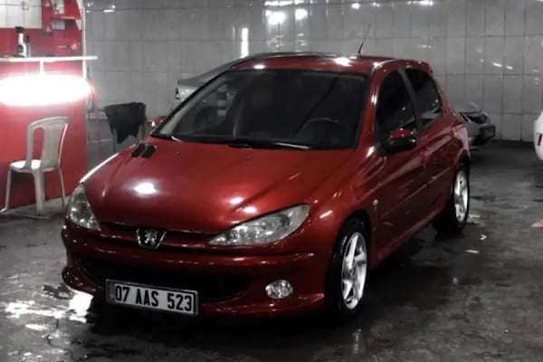 BOSS GARAGE Oto Yıkama&Detaylı Temizlik&Pasta Cila - Resim 12