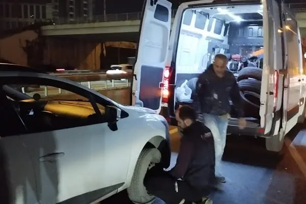 ATAŞEHİR OTO LASTİK - Resim 13