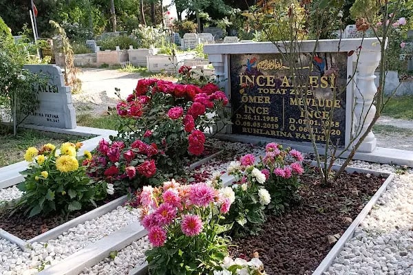 İmrahor Mezarlığı - Resim 19