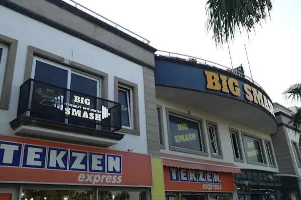 BIG SMASH GYM TURGUTREİS SPOR MERKEZİ - Resim 9