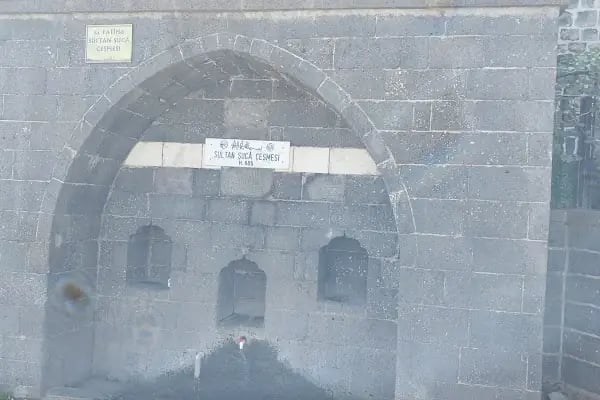 Sultan Şuca Türbesi - Resim 17