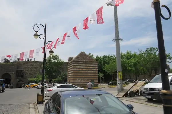 Sultan Şuca Türbesi - Resim 5