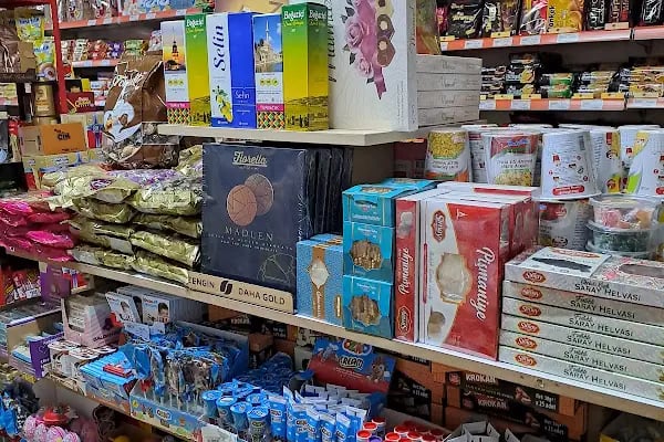 Sari Kardeşler Market - Resim 3