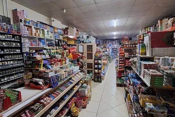Sari Kardeşler Market - Resim 2