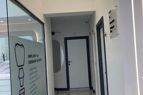Uzay Dent Ağız ve Diş Sağlığı Polikliniği - Resim 2