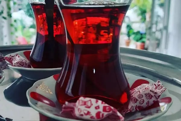 Flora Cafe &amp; Restaurant - Resim 5