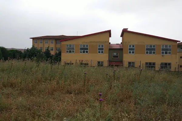 Balıkesir Borsa İstanbul Mesleki ve Teknik Anadolu Lisesi - Resim 5