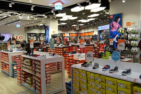 Novamall Alışveriş Merkezi - Resim 12
