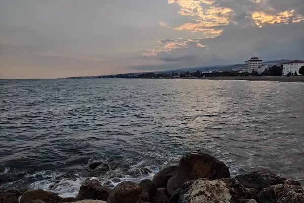 Kocahasanlı Kamp Alanı Halk Plajı - Resim 4