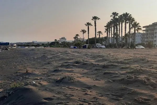 Kocahasanlı Kamp Alanı Halk Plajı - Resim 16