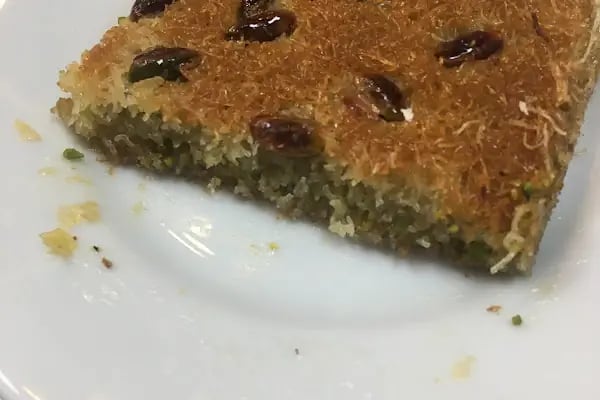 Özbaloğlu Pastanesi - Resim 3