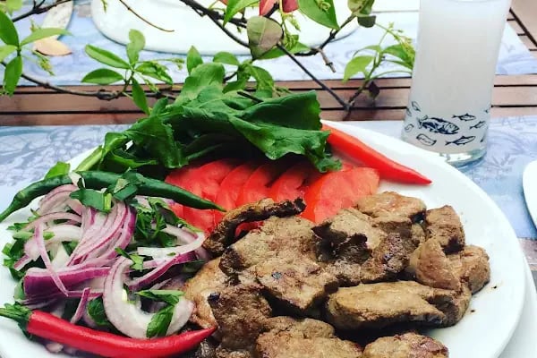 Komodor Marina Balık ve Meze Evi - Resim 15