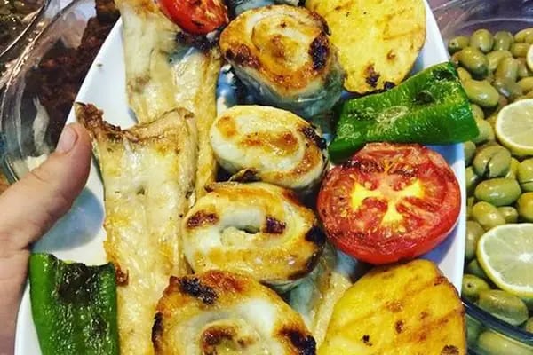 Komodor Marina Balık ve Meze Evi - Resim 18