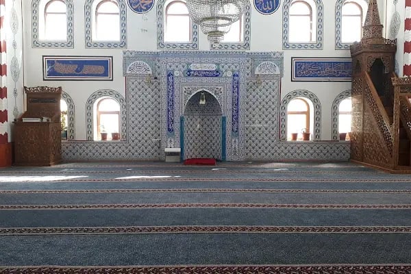 Hz Ukkaşe Türbesi - Resim 6