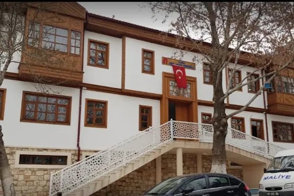 ELMALI TAPU MÜDÜRLÜĞÜ - Resim 1