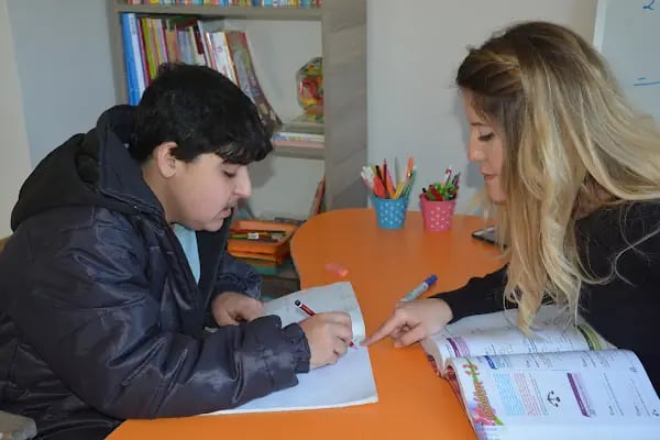 ÖZEL ARNAVUTKÖY UZMAN EĞİTİMCİLER ÖZEL EĞİTİM VE REHABİLİTASYON MERKEZİ - Resim 10