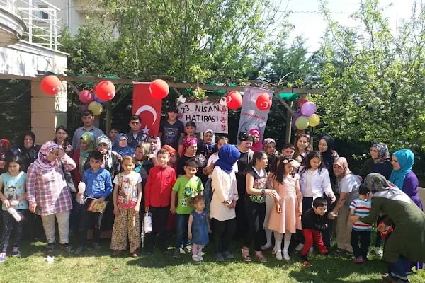 ÖZEL ARNAVUTKÖY UZMAN EĞİTİMCİLER ÖZEL EĞİTİM VE REHABİLİTASYON MERKEZİ - Resim 17