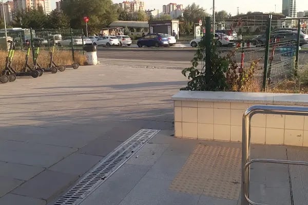 Koru Metro İstasyonu - Resim 18