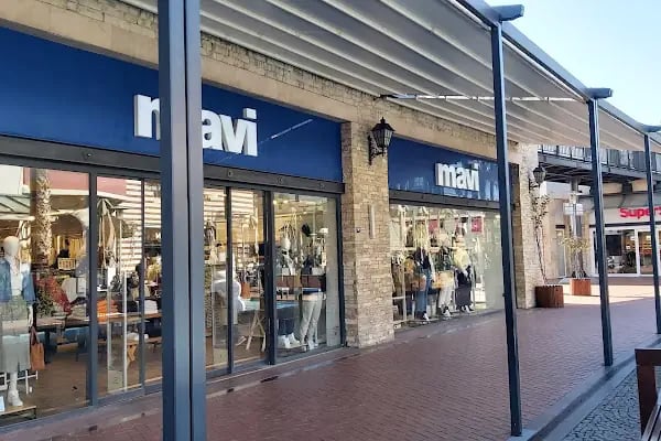 Mavi - Bornova AVM - Resim 19
