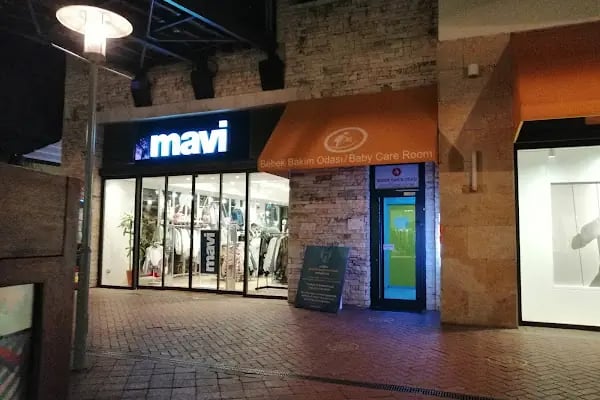 Mavi - Bornova AVM - Resim 16