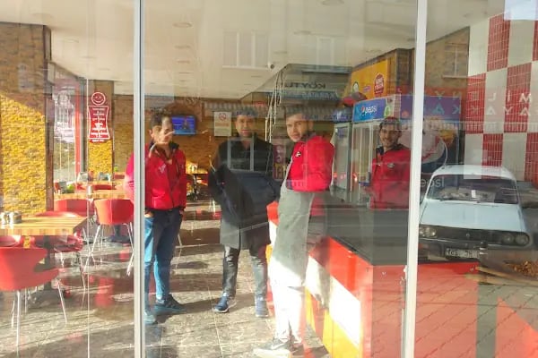 Afsin on numara dürüm ve kofte salonu - Resim 9