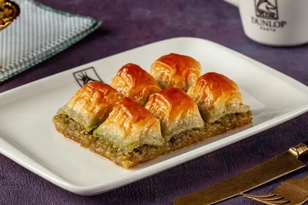 Fırın-06 Taş Fırın &amp; ILGAZ PASTANESİ Pasta-Börek-Cafe - Resim 9