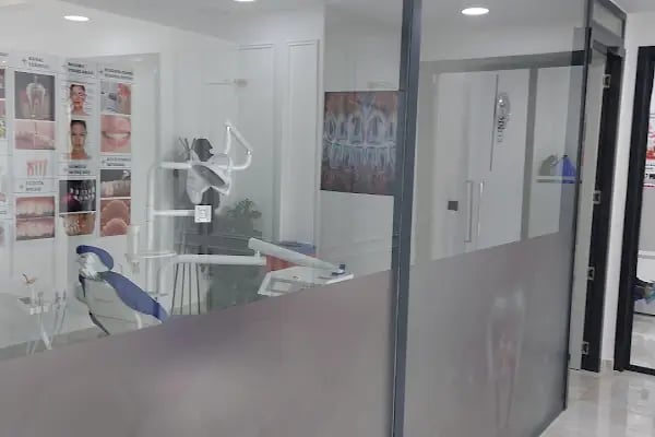 Tuna Estetica Dental Ağız ve Diş Sağlığı Polikliniği - Resim 15