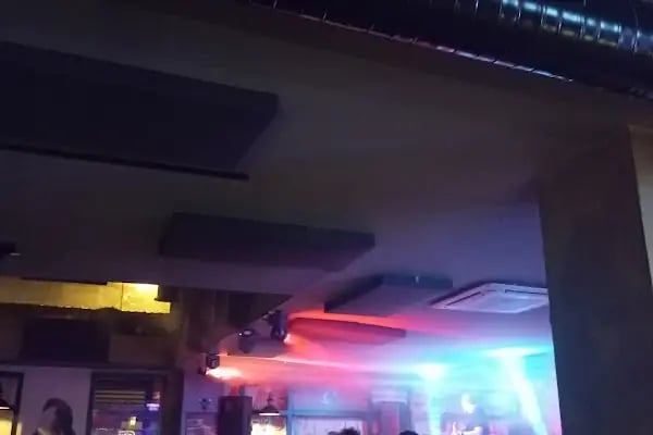 Brooklyn Pub&amp;Lounge - Resim 16