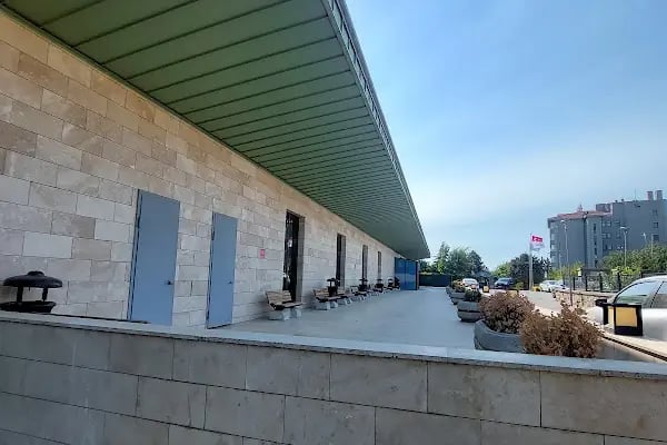 İBB Bahçelievler Spor Kompleksi - Resim 17