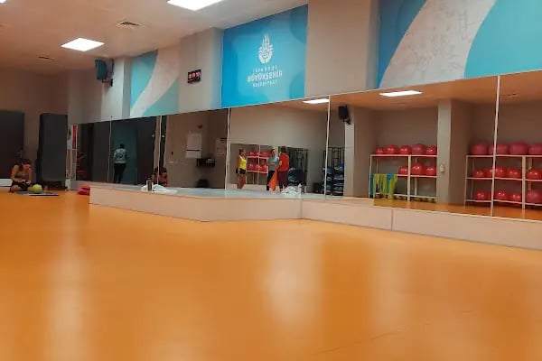 İBB Bahçelievler Spor Kompleksi - Resim 19