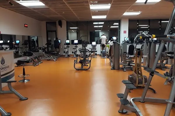 İBB Bahçelievler Spor Kompleksi - Resim 2
