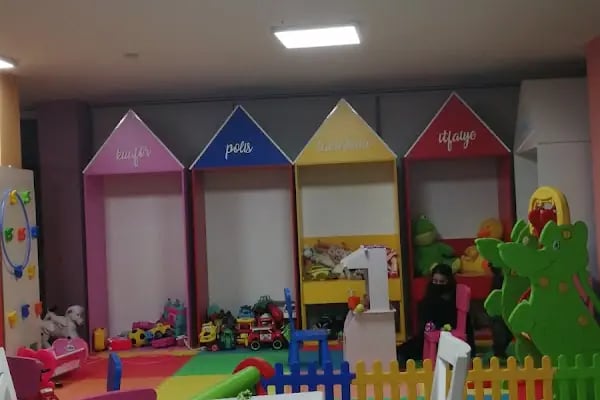 Obi çocuk oyun cafe ve aktivite merkezi - Resim 12
