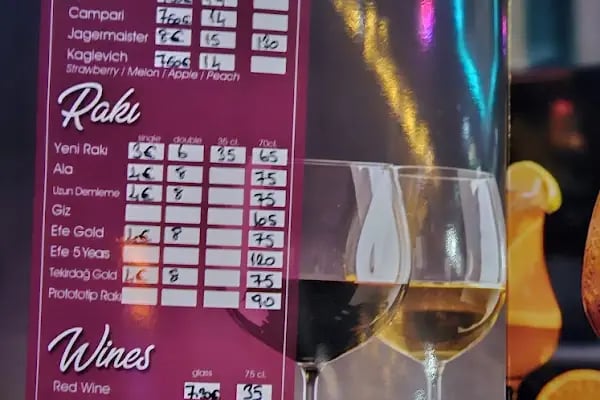 Olivia Disco & Bar - Resim 17