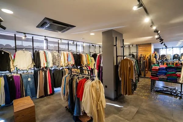 Eyfla Outlet Forum - Denizli Kadın Giyim Mağazası - Resim 7